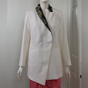 Muza White Blazer with Snakeskin Accent